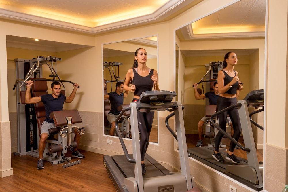 Hotel Donna Laura Palace 4*