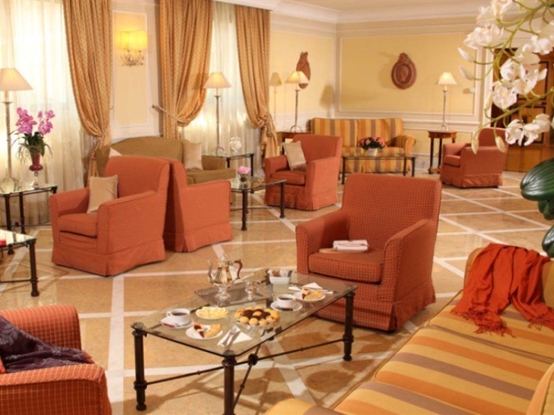 Donna Laura Palace 4*